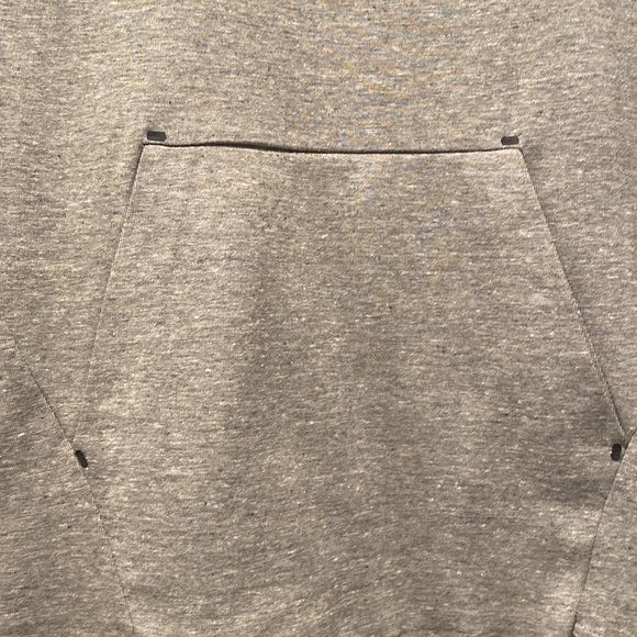 Nike Sportswear Tech Fleece Women's V-Neck Sweatshirt-XS - Picture 2 of 5